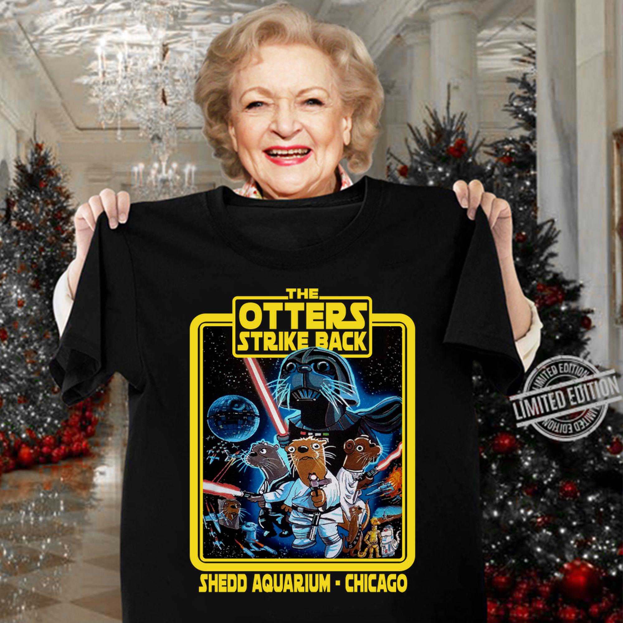 The Otter Strike Back Shedd Aquarium Chicago t-shirt woman shirt