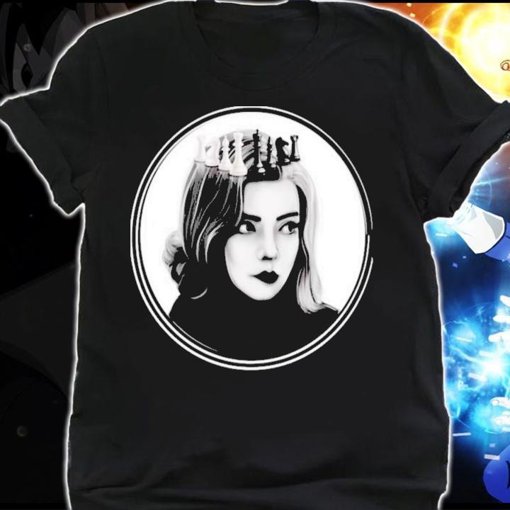 Beth Harmon The Queen's Gambit With Crown T-Shirt t-shirt shirt
