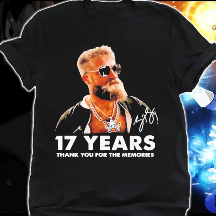 Ryan Fitzpatrick 17 Years Signatures Thank You For The Memories T-Shirt t-shirt shirt
