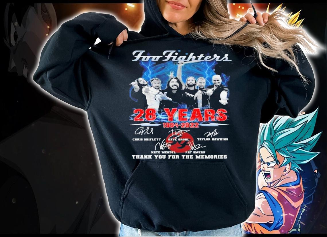 Best Foo Fighters 28 Years 1994-2022 Signatures Thank You For The Memories Shirt t-shirt hoodie