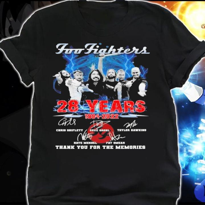 Best Foo Fighters 28 Years 1994-2022 Signatures Thank You For The Memories Shirt t-shirt shirt