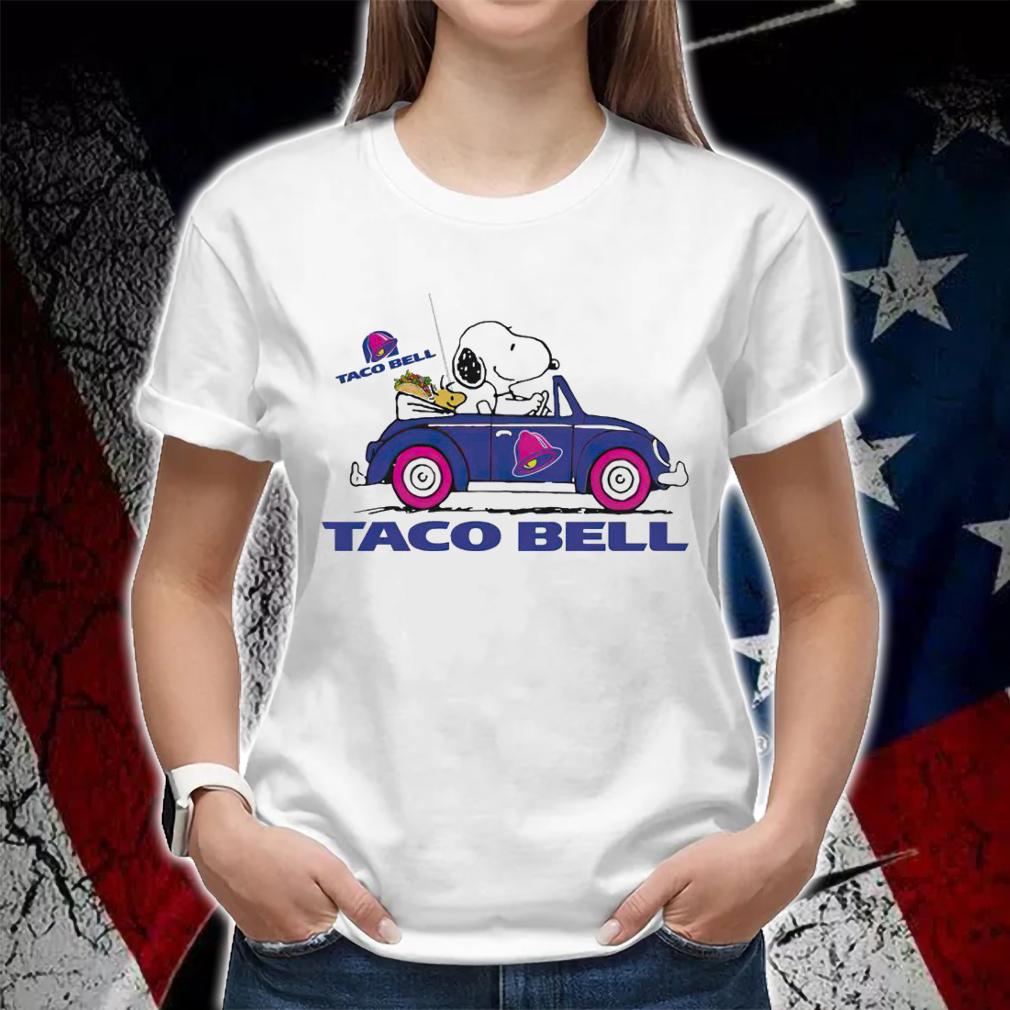 Snoopy And Woodstock Driving Car Taco Bell Flag t-shirt woman shirt