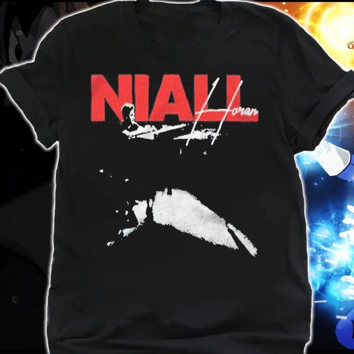 Niall Horan black T-shirt shirt