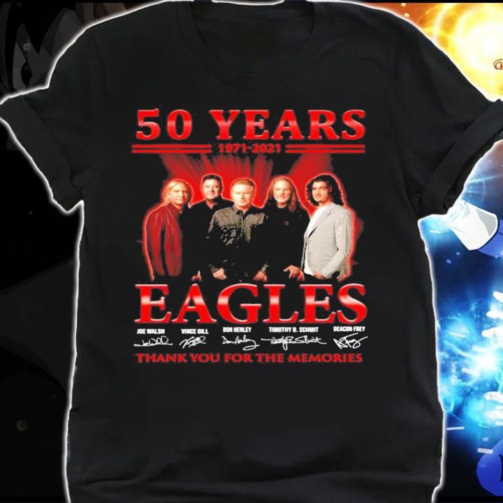 50 years 1971-2021 Eagles signatures t-shirt shirt