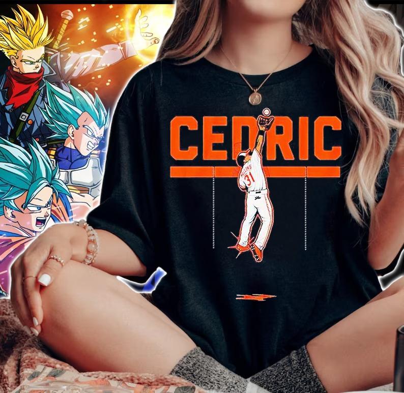 Cedric Mullins at the wall T-shirt woman shirt